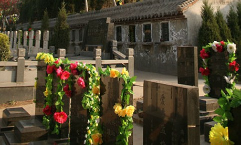 西安霸陵墓園分水怎么樣_西安霸陵墓園新區(qū)服務(wù)電話