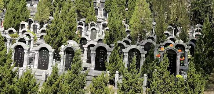 西安白鹿原公墓坐北朝南，歡迎選購(gòu)